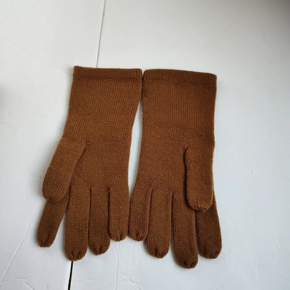 Ladies Carmel Brown Scarf/Glove Set